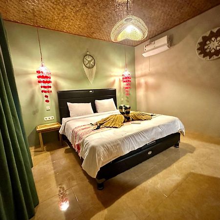 Sunny Rose Bungalows Gili Air - Adults Only Экстерьер фото