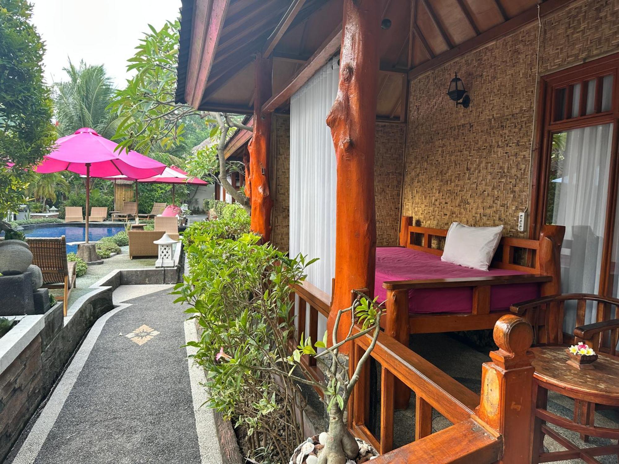 Sunny Rose Bungalows Gili Air - Adults Only Экстерьер фото