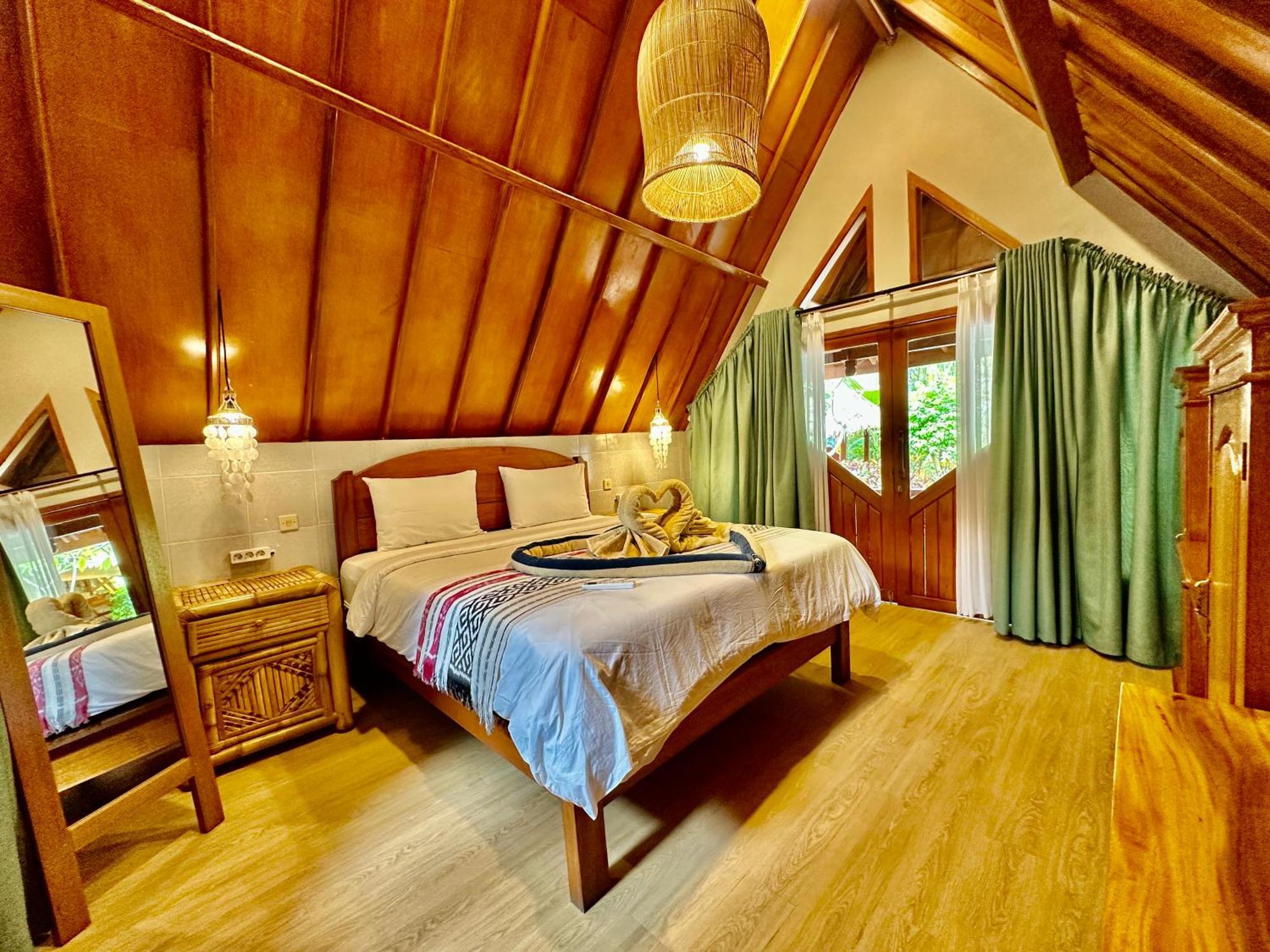 Sunny Rose Bungalows Gili Air - Adults Only Экстерьер фото
